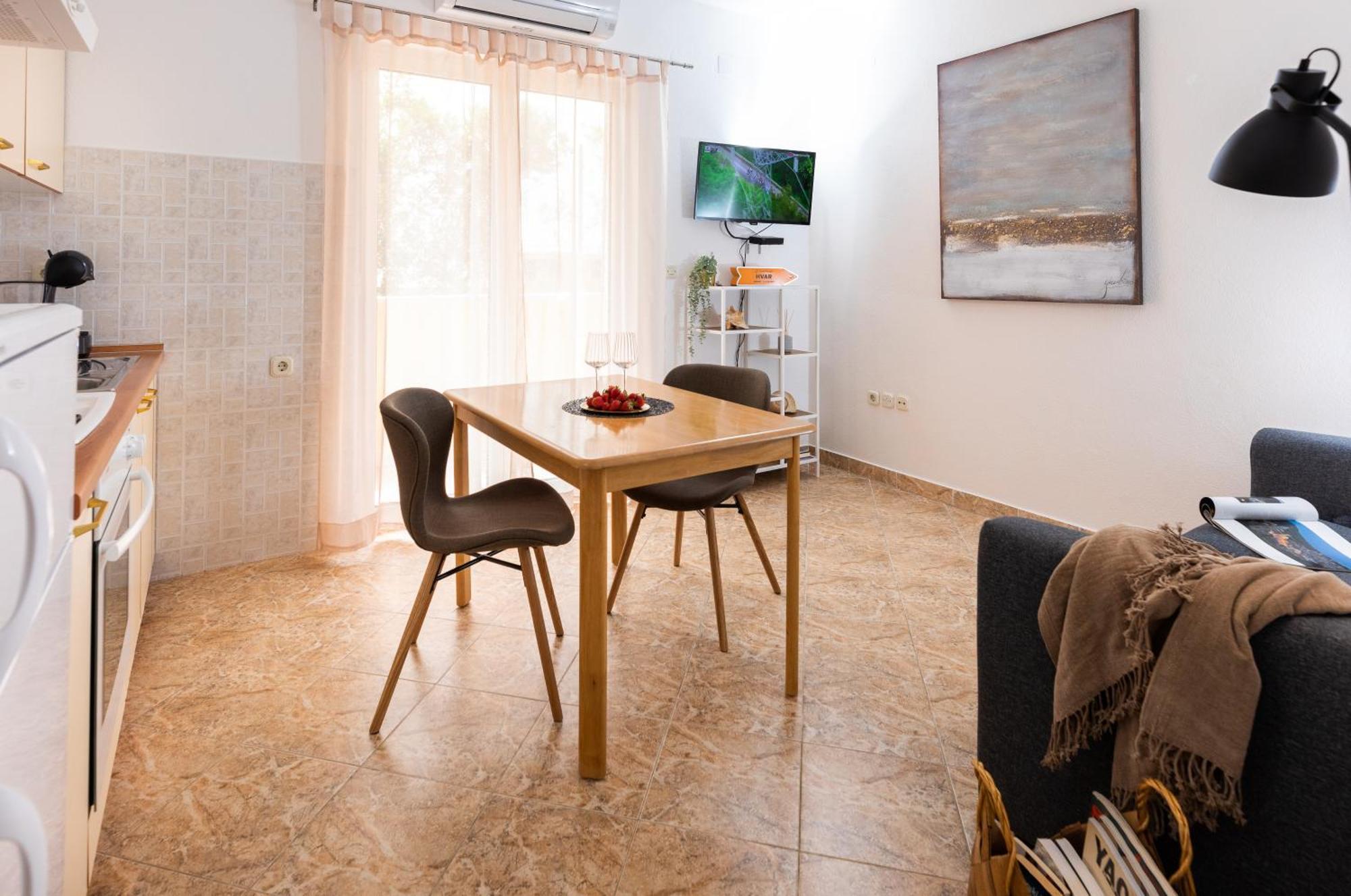 Apartments Sunny Elza Hvar Town Buitenkant foto